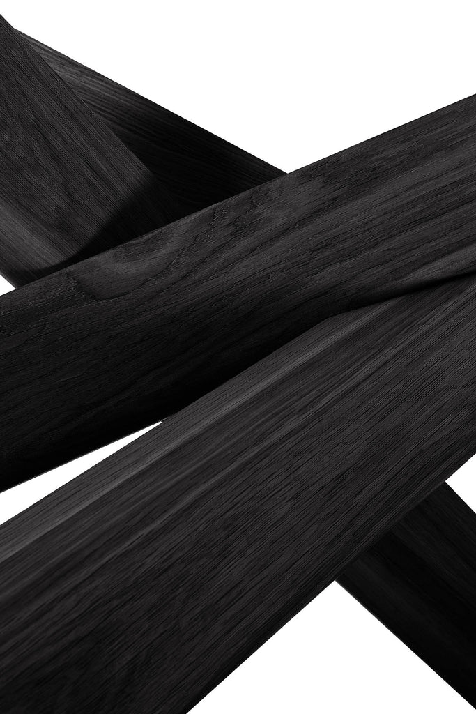 TABLE MIKADO RONDE Ø150 cm - chêne naturel ou teinté noir - intérieur - Ethnicraft