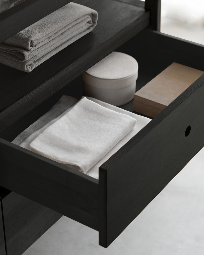 COMMODE SPINDLE - chêne naturel ou teinté noir - Ethnicraft